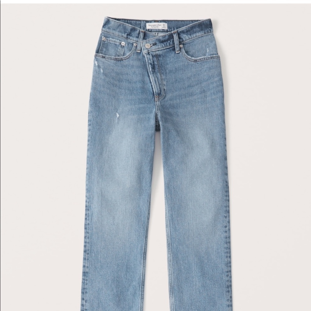 Abercrombie 90s Ultra High Rise Straight Jeans - Picture 2 of 2
